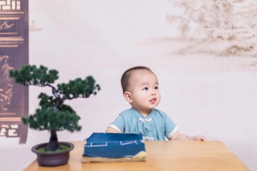 保亭孕妇几个月有反应